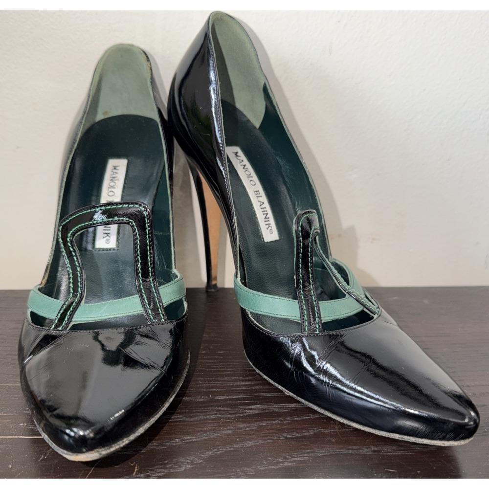 Manolo Blahnik Black Patent Pianino Pumps Size 38.1/2 Neiman Marcus Y2K 100th An
